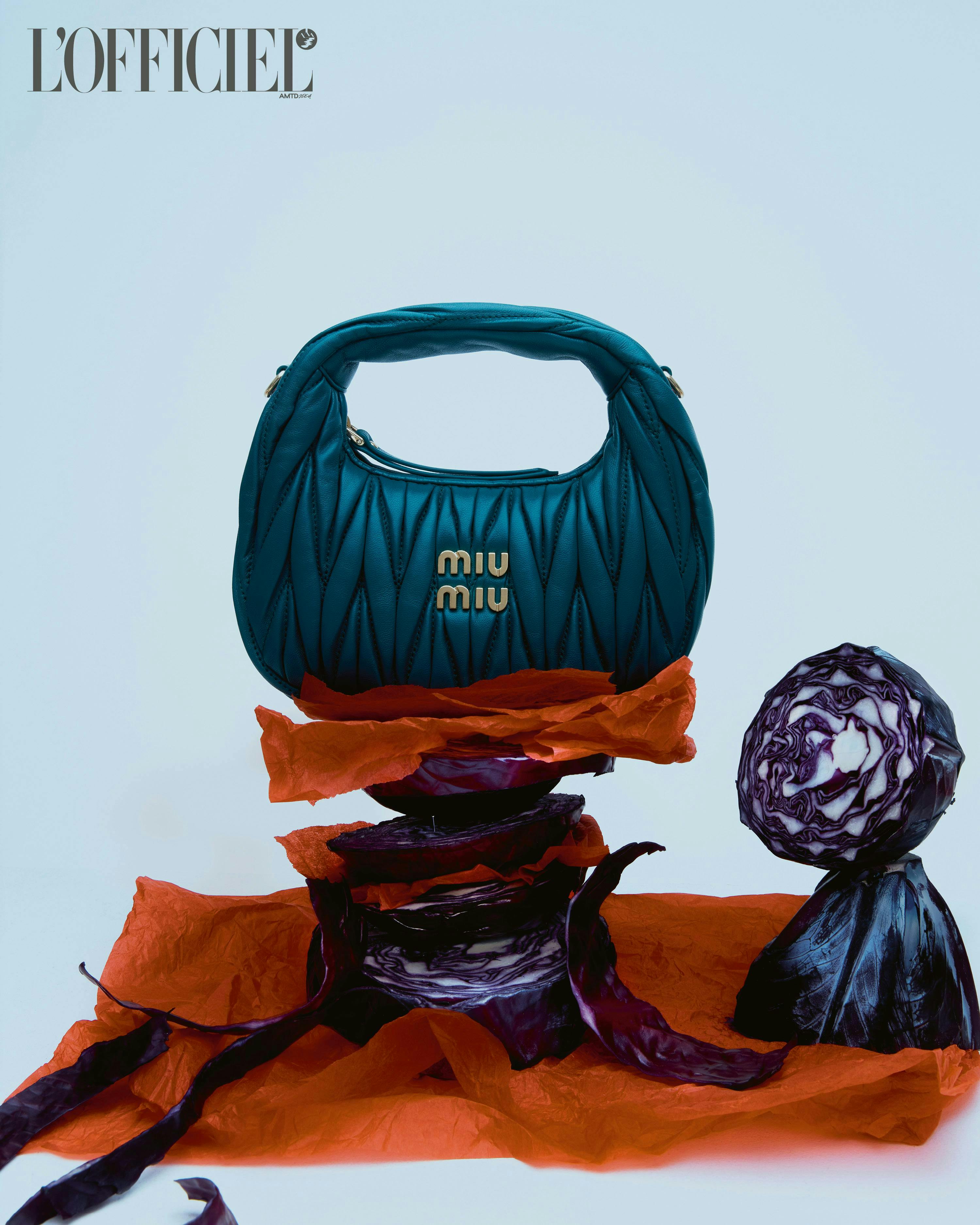 "Hobo Wander" bag in matelassé nappa leather, MIU MIU.